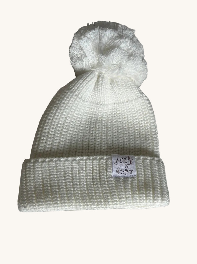 Bonnet tricoté blanc à pompon - collection Little Love