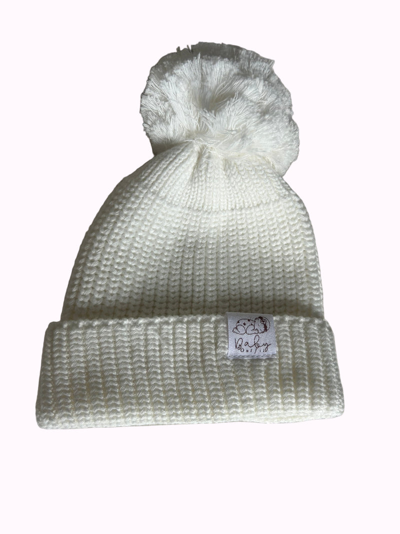 Bonnet tricoté blanc à pompon - collection Little Love