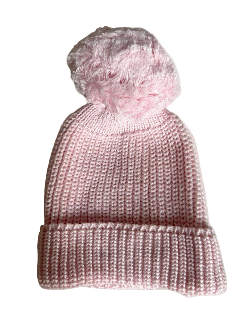 Bonnet tricoté rose à pompon