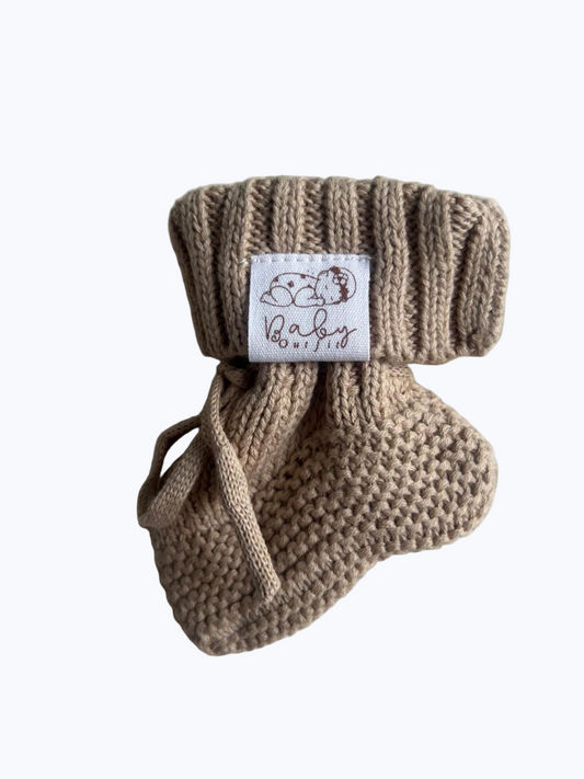 Chaussons tricotés camel - collection Little Love