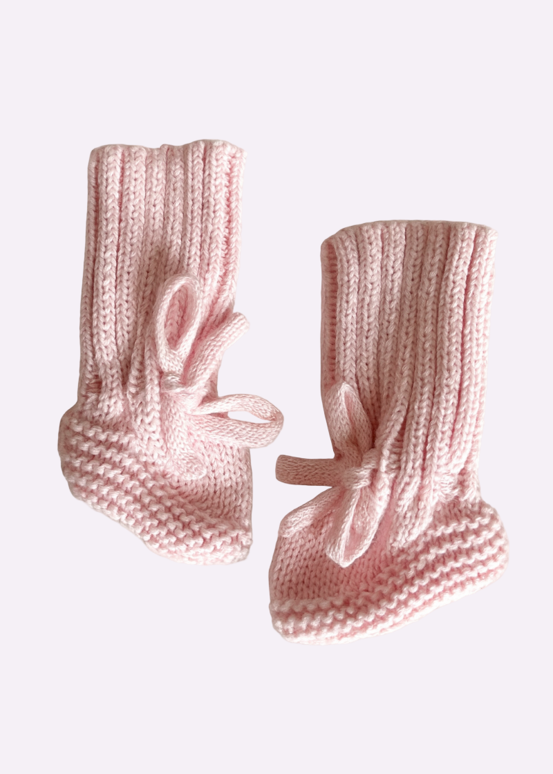 Hello World rose– Tenues de naissance en tricot naturel